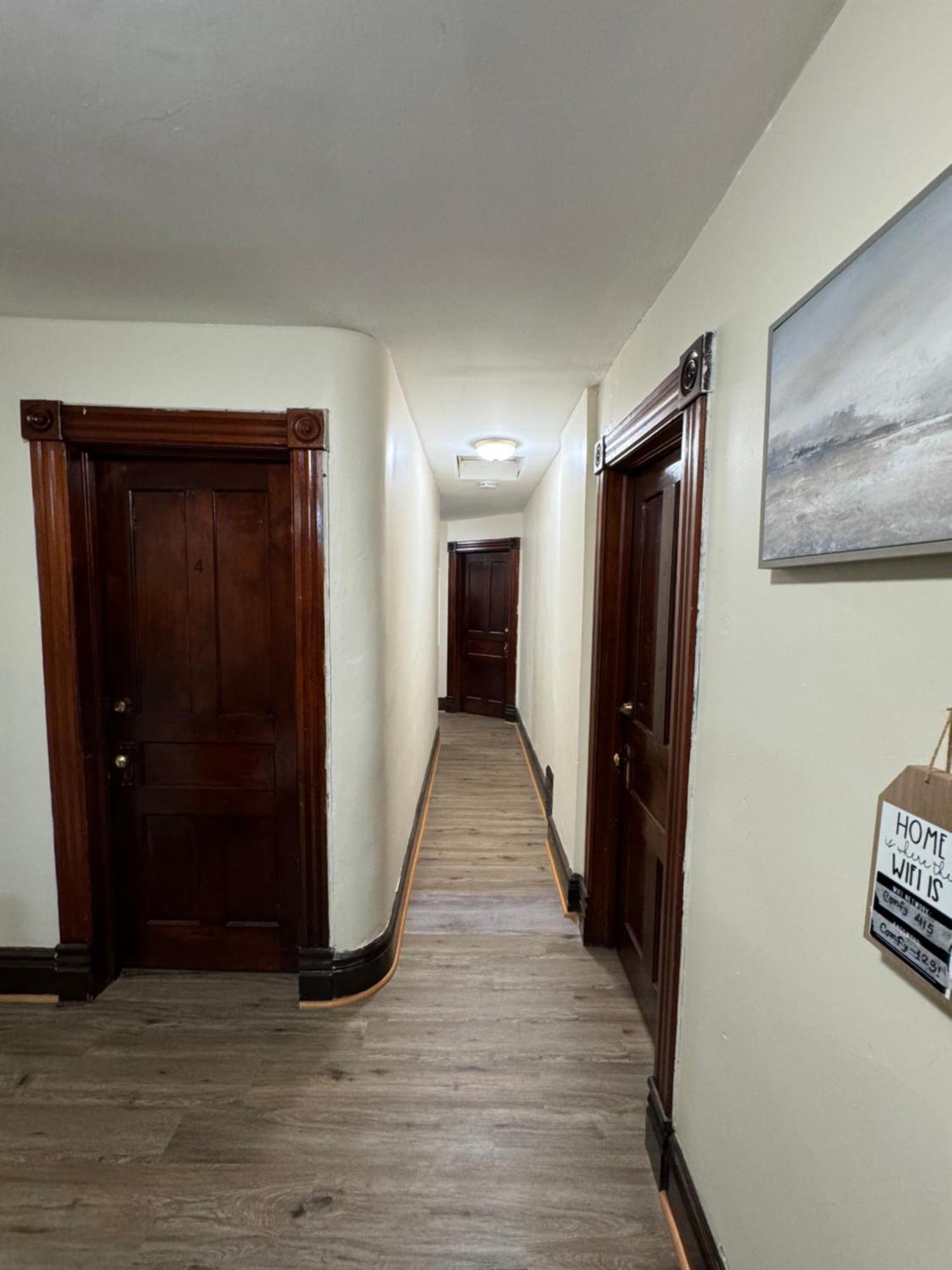 Comfy Getaway, 5 Bed, Sleeps 9, Walk To Falls! Niagara Falls Eksteriør bilde