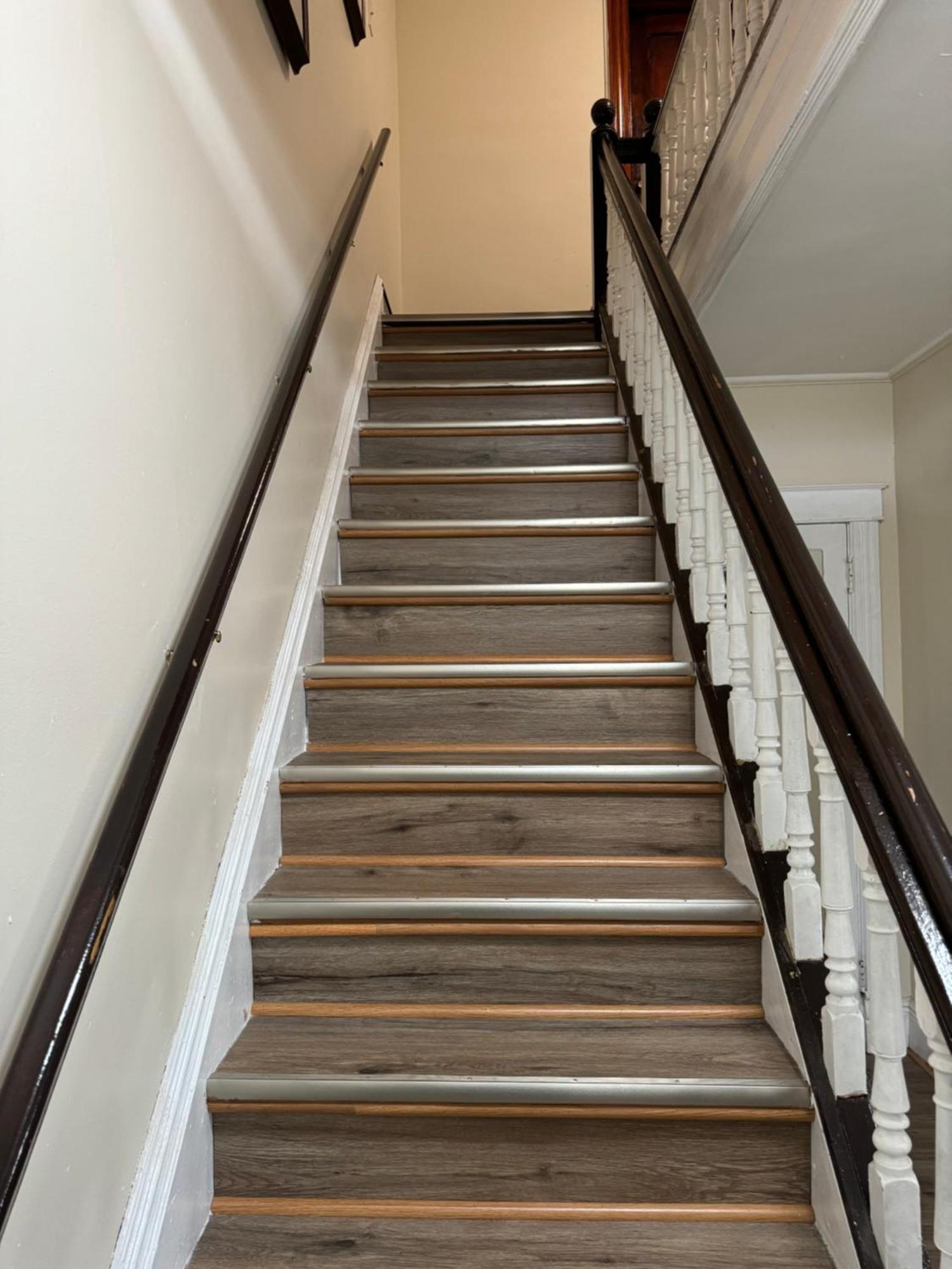Comfy Getaway, 5 Bed, Sleeps 9, Walk To Falls! Niagara Falls Eksteriør bilde