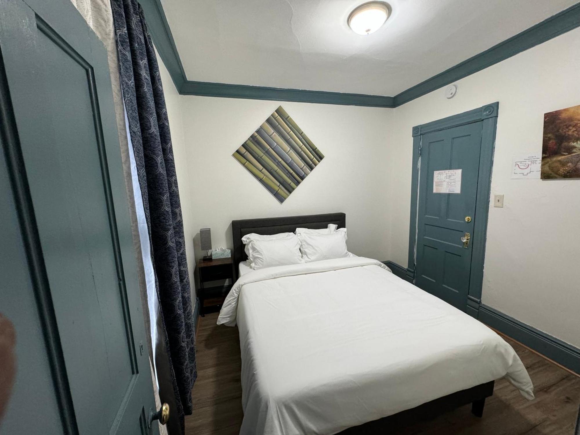 Comfy Getaway, 5 Bed, Sleeps 9, Walk To Falls! Niagara Falls Eksteriør bilde