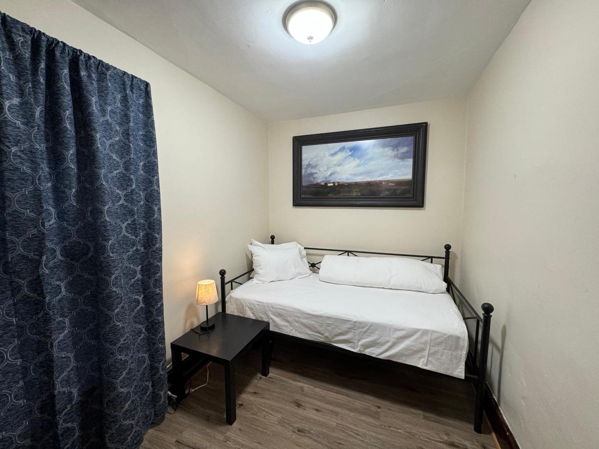 Comfy Getaway, 5 Bed, Sleeps 9, Walk To Falls! Niagara Falls Eksteriør bilde